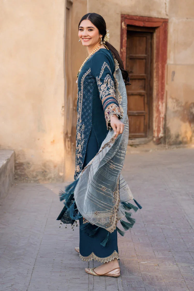 HS Collectionss Winter 3PC Dhanak Heavy Embroidered Suit with Cotton Net Dupatta & Embroidered Trouser –  HSC-4238