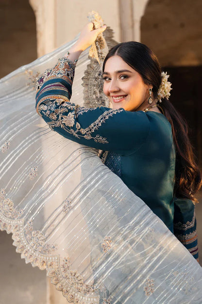 HS Collectionss Winter 3PC Dhanak Heavy Embroidered Suit with Cotton Net Dupatta & Embroidered Trouser –  HSC-4238